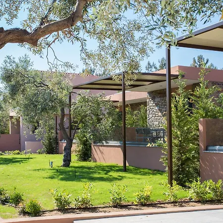 Aventura Village 4* Potos