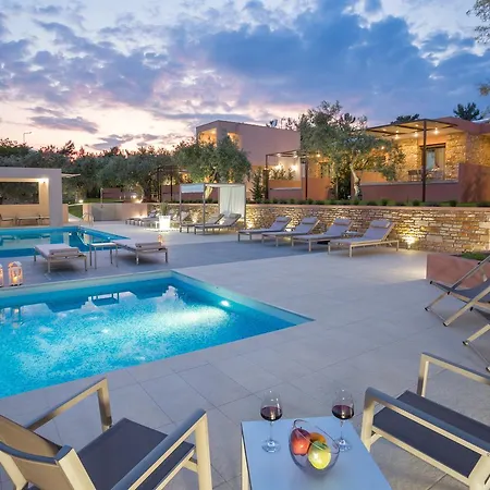 Aventura Village 4* Potos