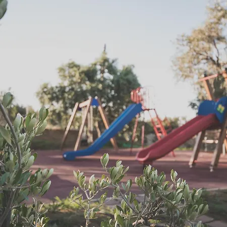 Aventura Village Aparthotel