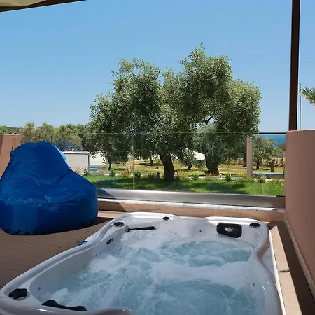 Aventura Village Potos