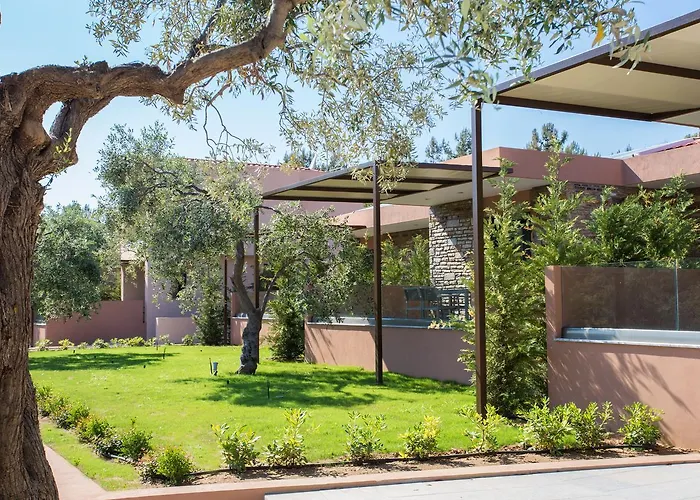 Aventura Village 4* Potos