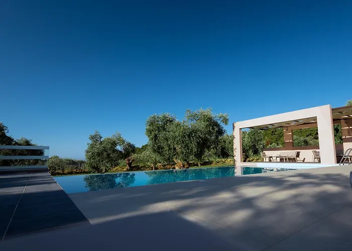 Aventura Village 4* Potos